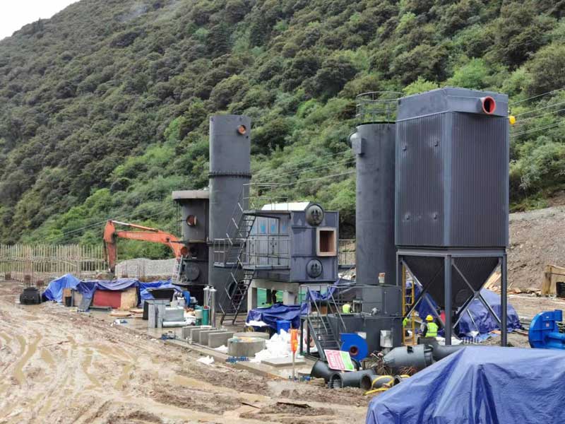 巴塘项目施工现场